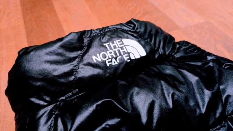 ノースフェイスプリントロゴ剥がれ